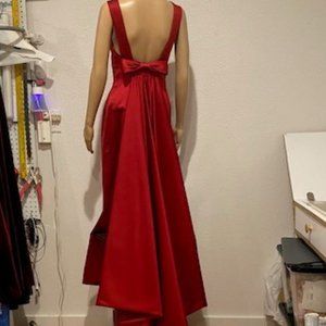 Jessica McClintock formal gown - removable train red burgundy wine Size 4